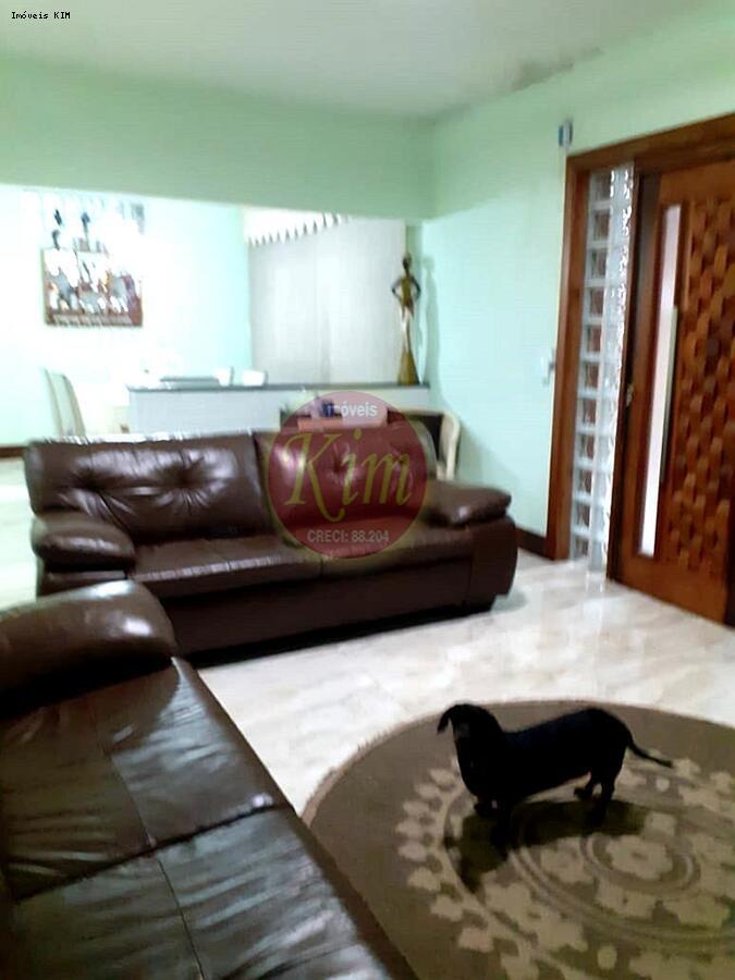 Casa, 3 quartos, 200 m² - Foto 9