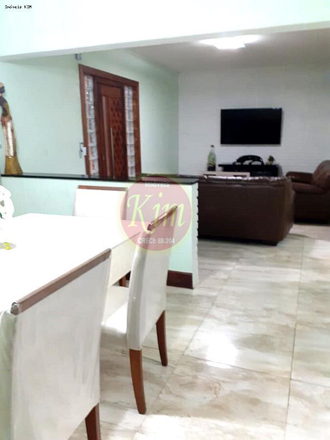 Casa, 3 quartos, 200 m² - Foto 12